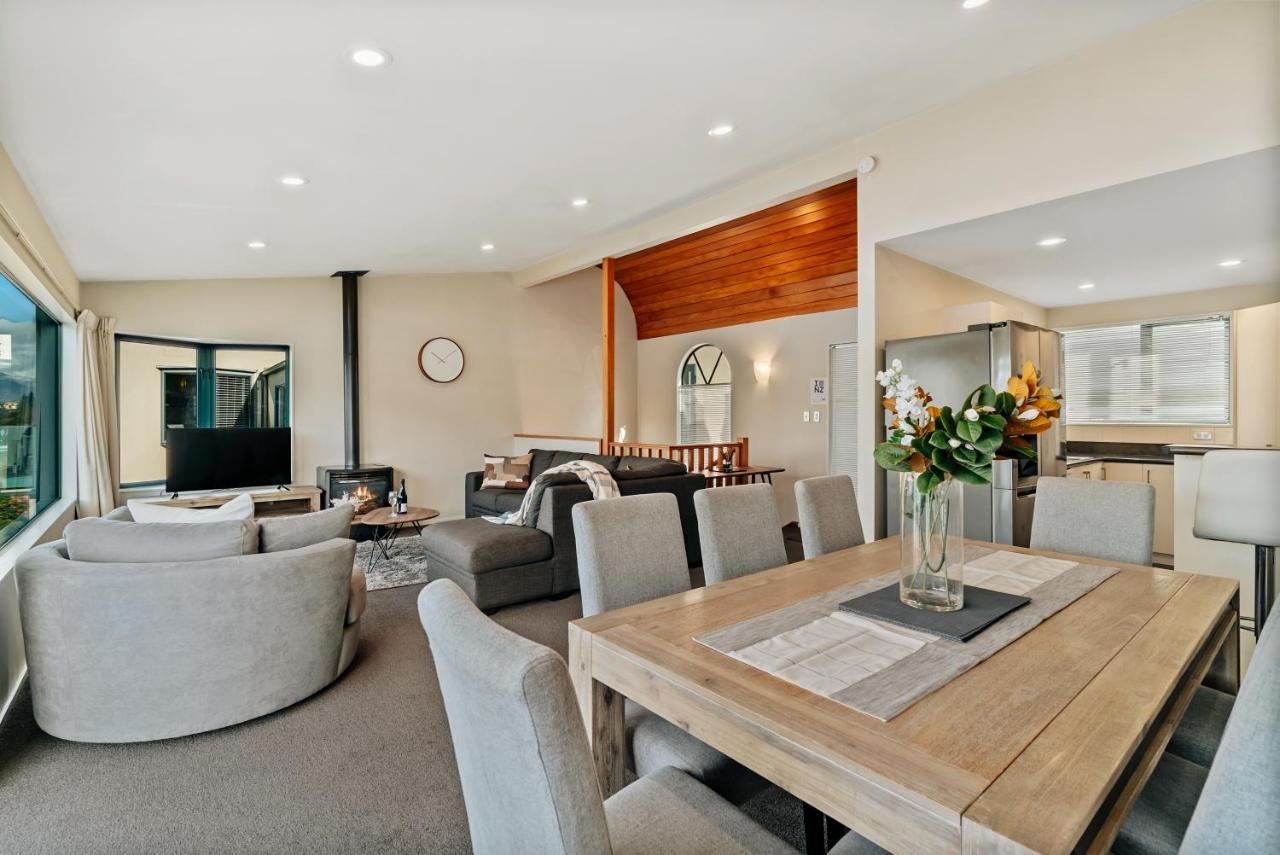 Lakefront Living At Remarkables Retreat Unit 3 Apartment Queenstown